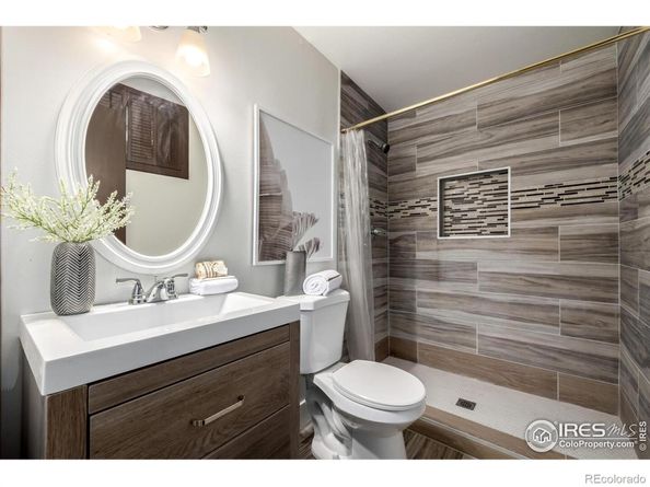 11087 E Montview Boulevard, Aurora CO 80010