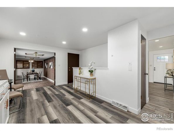 11087 E Montview Boulevard, Aurora CO 80010