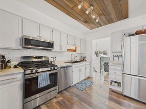 6885 W 69 Place, Arvada CO 80003