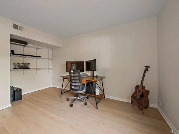 8335 Fairmount Drive 2105, Denver CO 80247