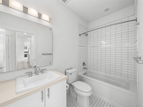 3500 S Corona Street 206, Englewood CO 80113