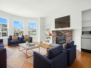 388 Marlborough St