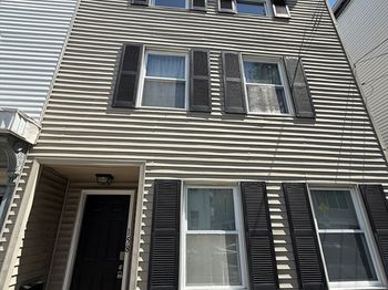 158 Everett