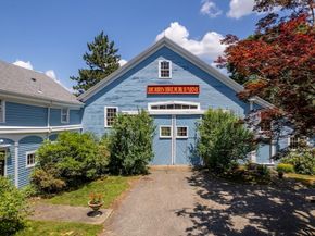 10 Reiling Pond Rd, Lincoln MA 01773