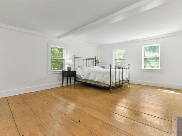 10 Reiling Pond Rd, Lincoln MA 01773