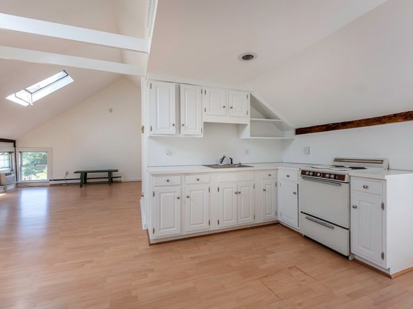 10 Reiling Pond Rd, Lincoln MA 01773
