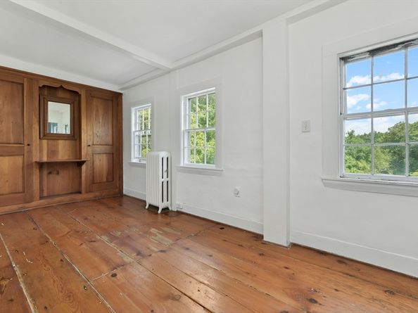 10 Reiling Pond Rd, Lincoln MA 01773