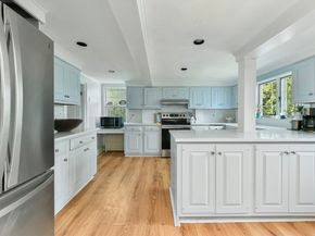 10 Reiling Pond Rd, Lincoln MA 01773