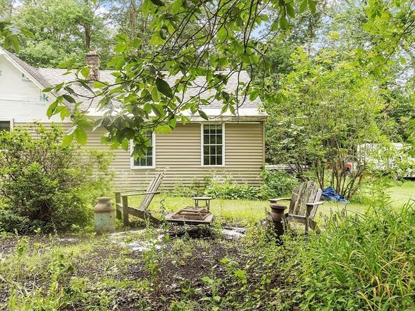 199 Center Depot Rd, Charlton MA 01507