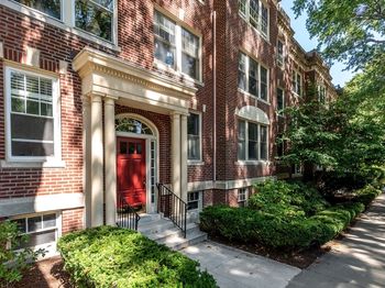 19 Thatcher St