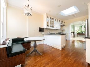 19 Thatcher St E13, Brookline MA 02446
