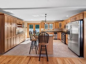 62 Lindsay Lane, Athol MA 01331