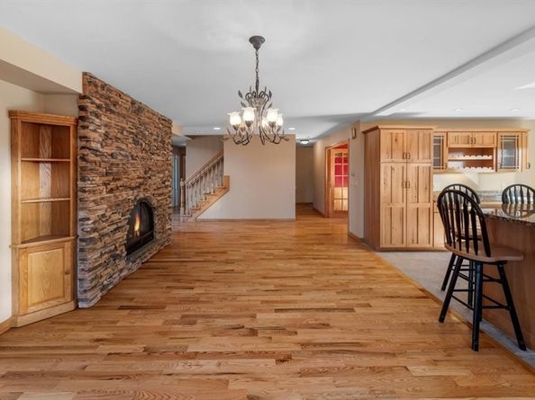 62 Lindsay Lane, Athol MA 01331