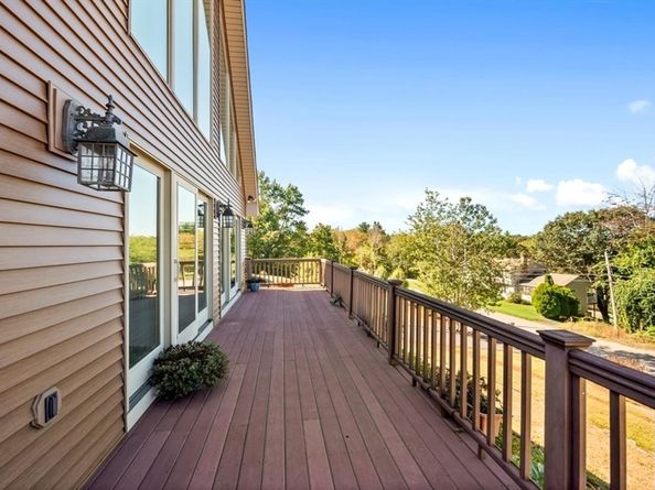 62 Lindsay Lane, Athol MA 01331