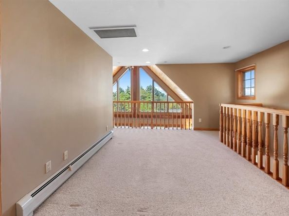 62 Lindsay Lane, Athol MA 01331