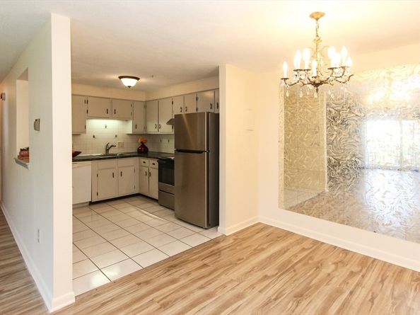 20 Williamsburg Ct 21, Shrewsbury MA 01545