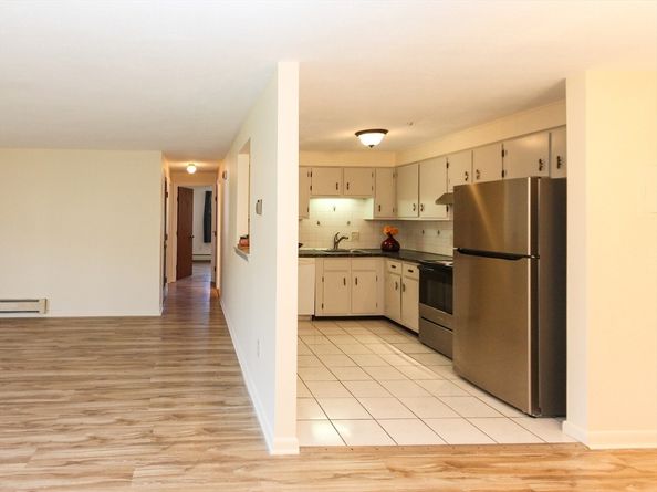 20 Williamsburg Ct 21, Shrewsbury MA 01545