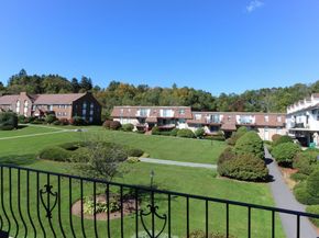 20 Williamsburg Ct 21, Shrewsbury MA 01545