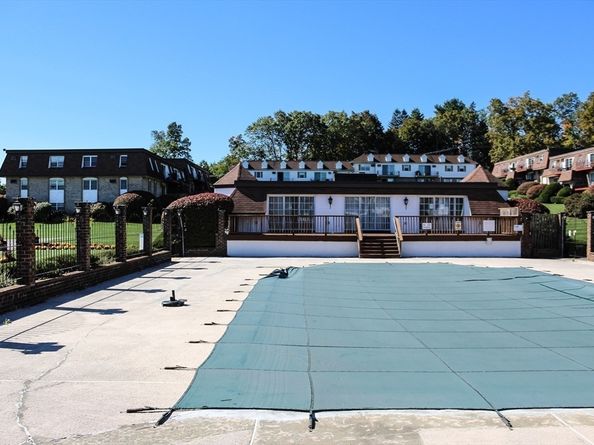 20 Williamsburg Ct 21, Shrewsbury MA 01545