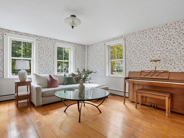 334-342 Summer St, Norwell MA 02061