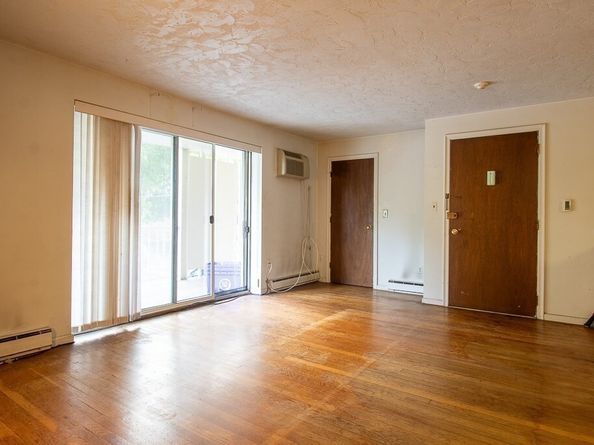 22 Hamilton Rd 206, Arlington MA 02474