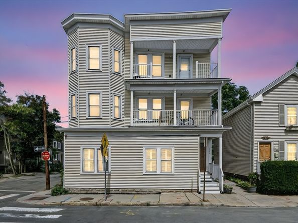 183-185 Rindge Ave 1, Cambridge MA 02140