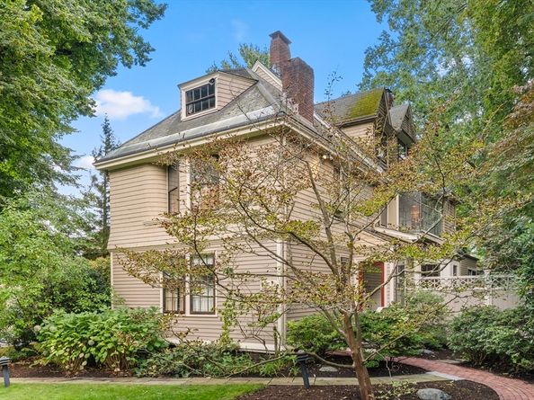 48 Hubbard Park Road, Cambridge MA 02138