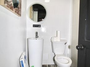 9-11 Kelley Sq, Worcester MA 01610