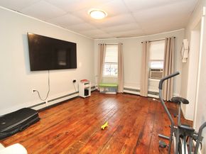 9-11 Kelley Sq, Worcester MA 01610