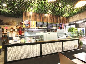 9-11 Kelley Sq, Worcester MA 01610