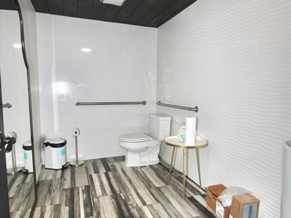 9-11 Kelley Sq, Worcester MA 01610