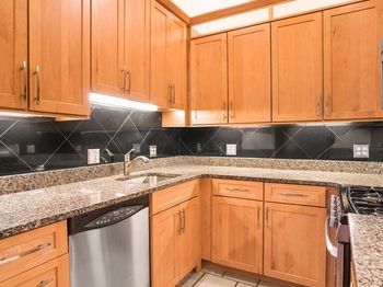 174 Elm St
