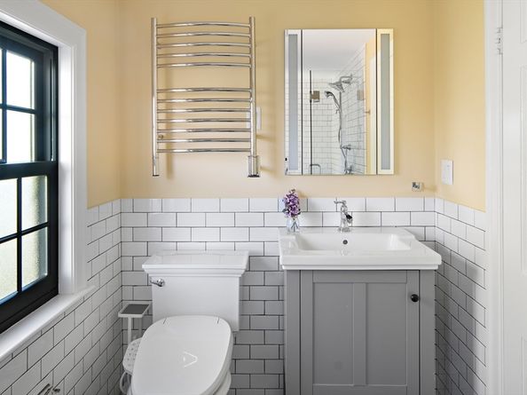263 Common St, Belmont MA 02478