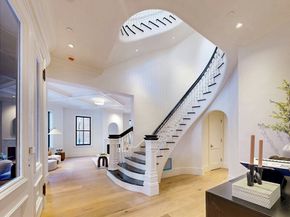 57 Hancock St, Boston MA 02114