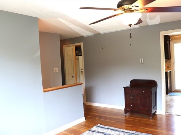 75 Garrison Rd, Chelmsford MA 01824