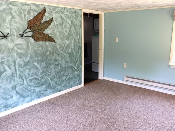 75 Garrison Rd, Chelmsford MA 01824