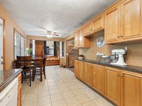 11 Dale Ave, Leominster MA 01453