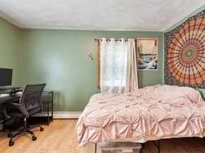 11 Dale Ave, Leominster MA 01453