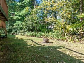 11 Dale Ave, Leominster MA 01453