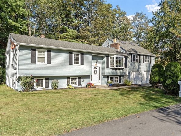 11 Dale Ave, Leominster MA 01453