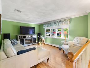 1 Maddabon Pl, Peabody MA 01960