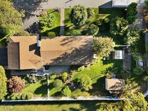 1 Maddabon Pl, Peabody MA 01960