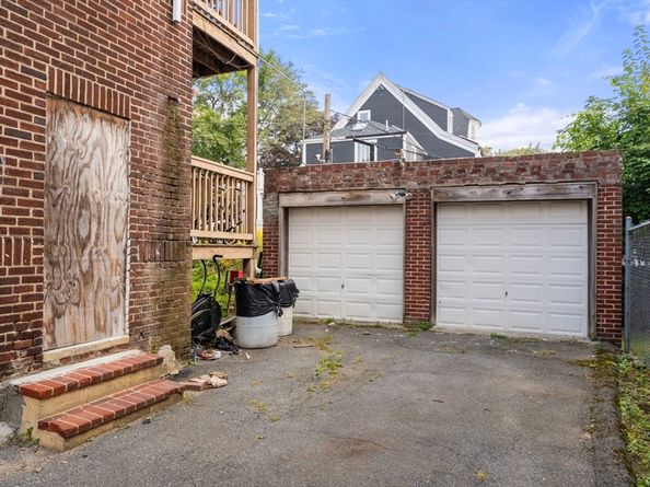 31 Nazing St 2, Boston MA 02121