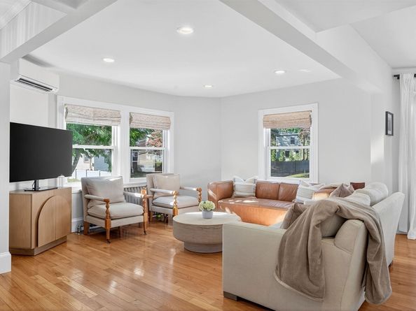3 Glenmore Terrace 2, Newton MA 02461