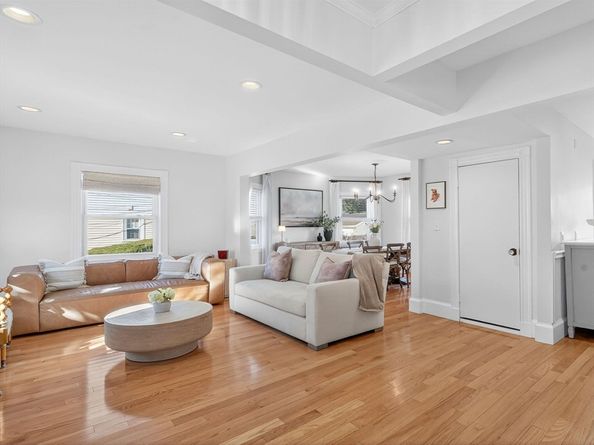 3 Glenmore Terrace 2, Newton MA 02461