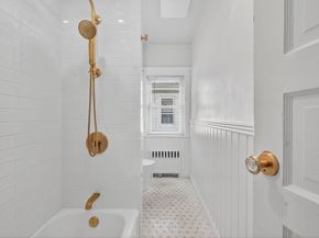 3 Glenmore Terrace 2, Newton MA 02461