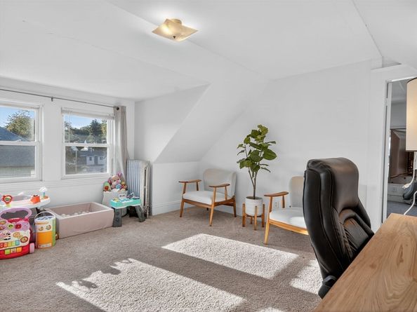3 Glenmore Terrace 2, Newton MA 02461