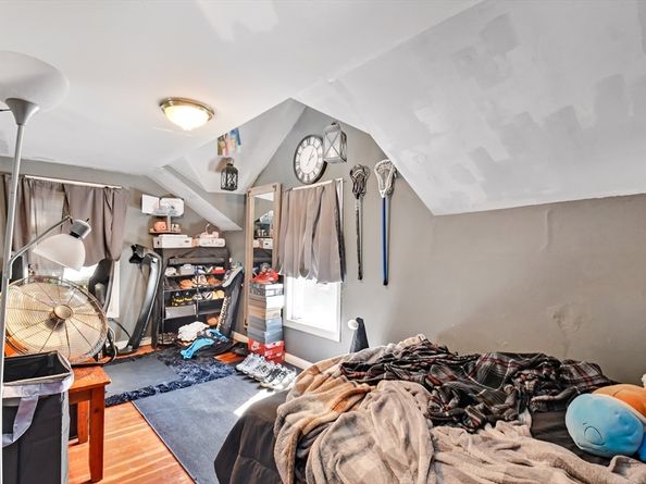 20 Pleasantview Ave, Fitchburg MA 01420