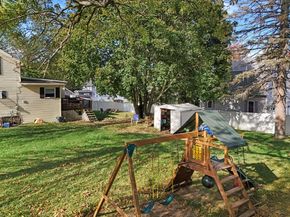 20 Pleasantview Ave, Fitchburg MA 01420