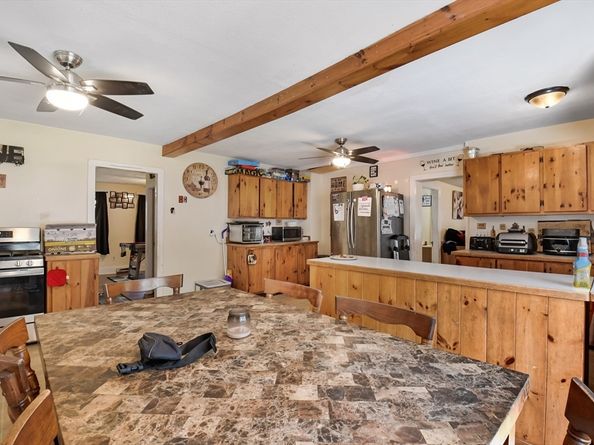 20 Pleasantview Ave, Fitchburg MA 01420